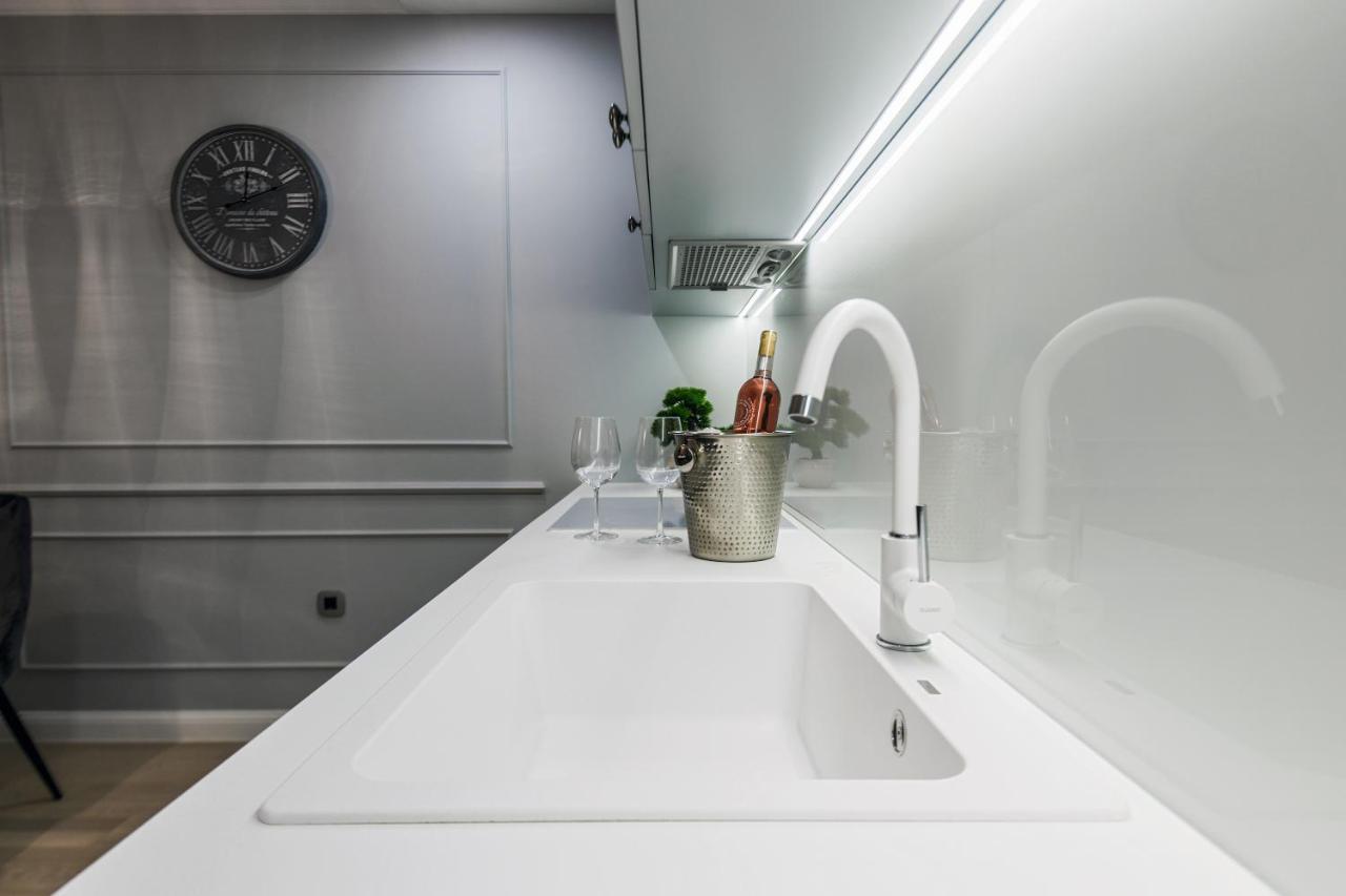Divine Luxury Apartment Blue ザダル エクステリア 写真