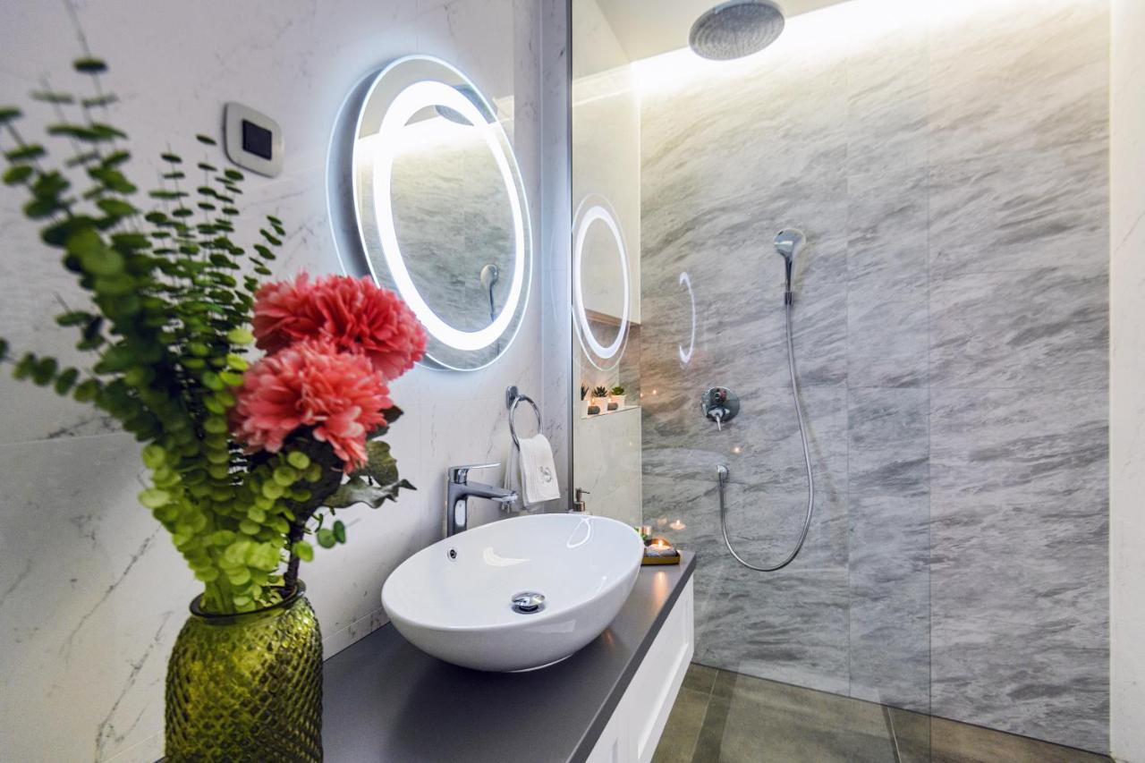 Divine Luxury Apartment Blue ザダル エクステリア 写真