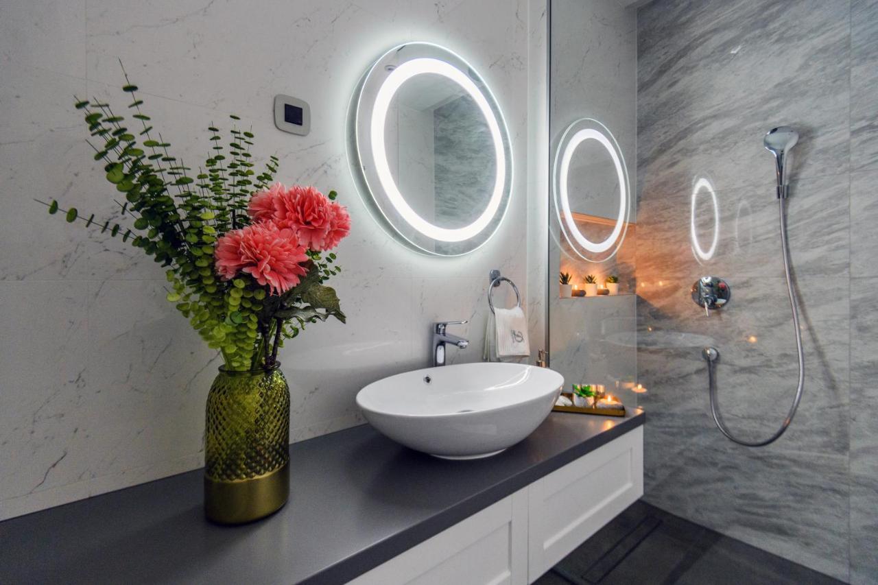 Divine Luxury Apartment Blue ザダル エクステリア 写真